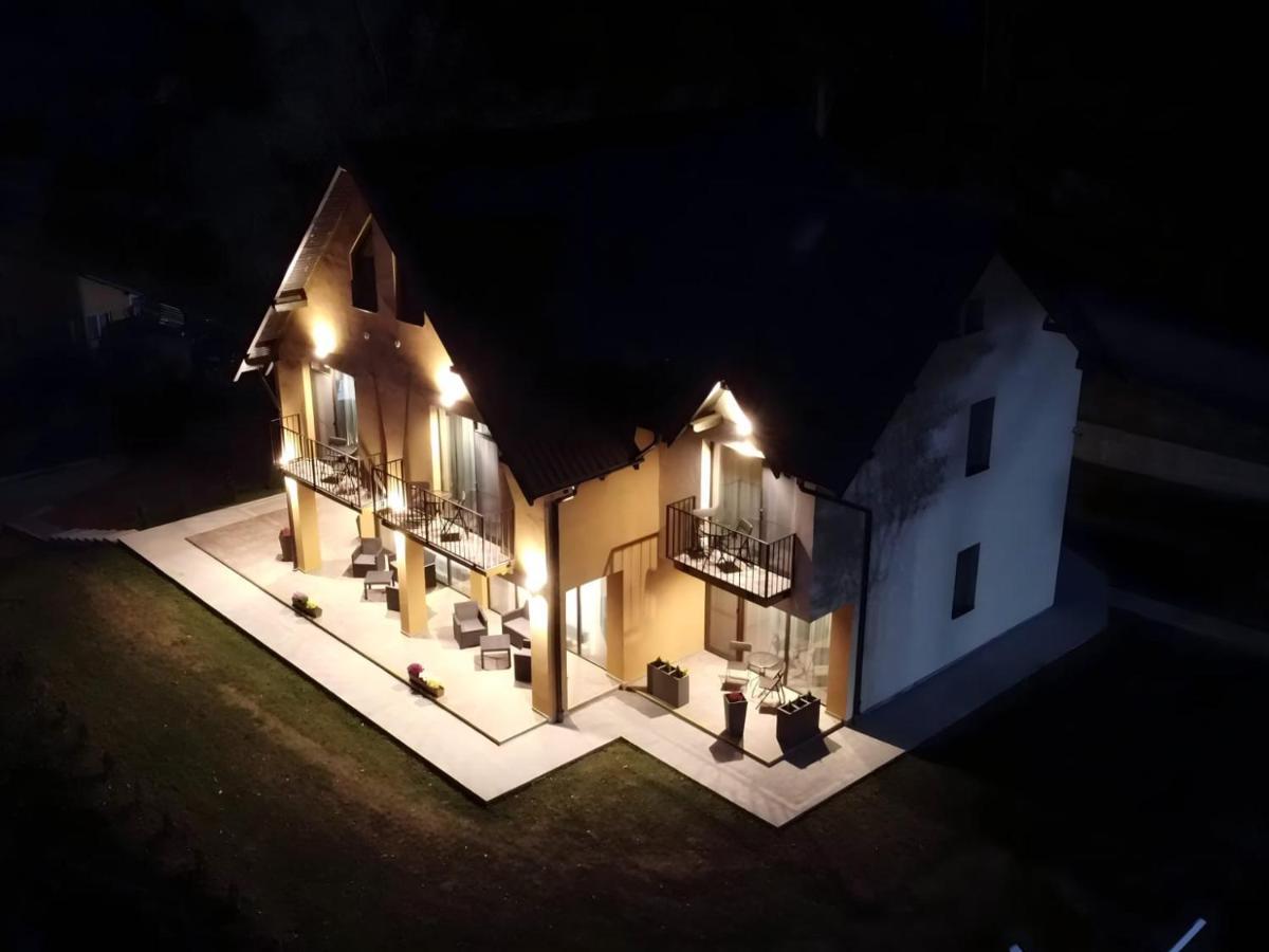 Pensiunea Piri Land Comarnic Kültér fotó